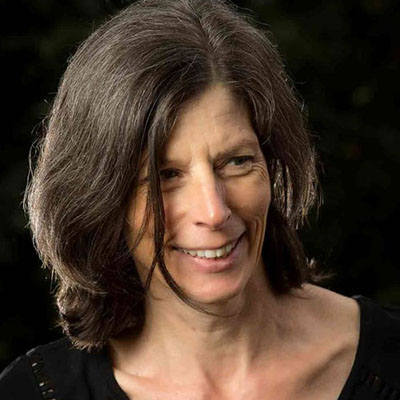 Heather Henderson | Narrator | Post Hypnotic Press Audiobooks